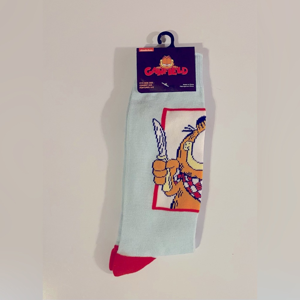 Fun Novelty Socks Featuring Garfield